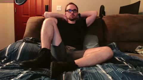 Husky Dad online show from October 26, 2025, 3:23 am
