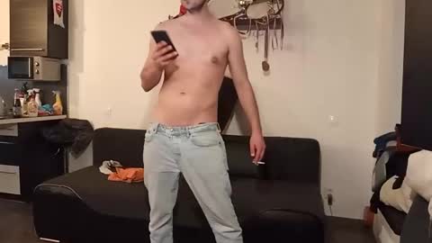 Huster 69 online show from February 1, 2026, 4:44 am