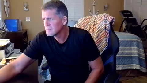 Snapshot of hvacstud4 chatting on May 8, 2026, 1:05 pm hvacstud4 online show from May 8, 2026, 1:05 pm