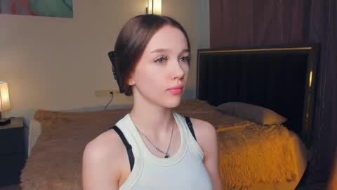 Snapshot of hwadwellingham chatting on May 23, 2026, 7:24 am Lily online show from May 23, 2026, 7:24 am