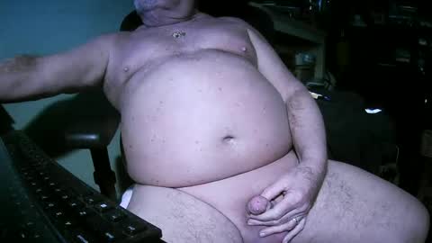 Snapshot of hwait121 chatting on December 18, 2024, 5:59 am hwait121 online show from December 18, 2024, 5:59 am