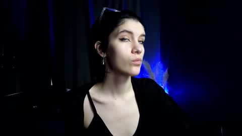 Hyeon Jin online show from March 4, 2025, 2:10 pm