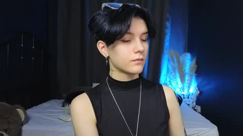 Hyeon Jin online show from March 12, 2025, 4:56 pm