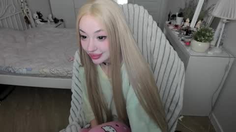 Snapshot of hyorinmaruu chatting on October 11, 2025, 12:36 pm maru online show from October 11, 2025, 12:36 pm