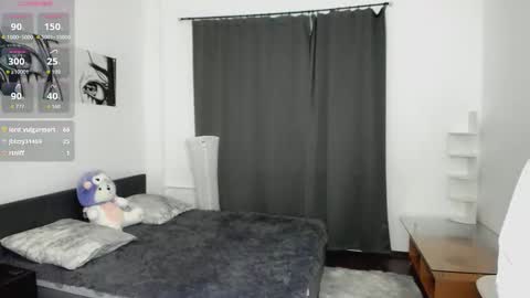 Snapshot of hypno_eyes_babe chatting on October 29, 2025, 2:08 pm Kate online show from October 29, 2025, 2:08 pm