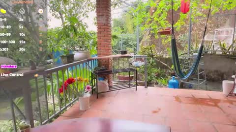 Snapshot of hypnotic_kitty chatting on October 30, 2025, 3:19 am Your submissive lady 3 online show from October 30, 2025, 3:19 am