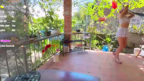 Snapshot of hypnotic_kitty chatting on November 4, 2025, 5:17 am Your submissive lady 3 online show from November 4, 2025, 5:17 am