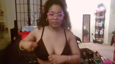  HysteriaHeels  online show from April 20, 2026, 2:36 am