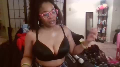  HysteriaHeels  online show from April 23, 2026, 4:14 am