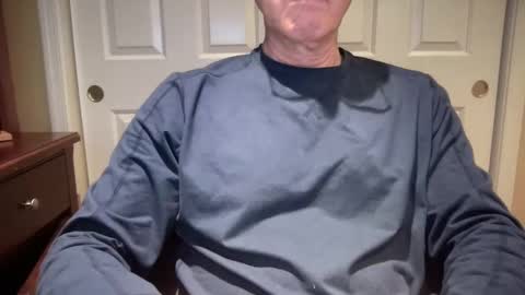 Snapshot of i8bgcq chatting on February 24, 2025, 2:15 pm The Talented Mr. DILFy online show from February 24, 2025, 2:15 pm