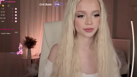 Snapshot of i__am_joss chatting on October 28, 2025, 10:23 pm Joselle online show from October 28, 2025, 10:23 pm