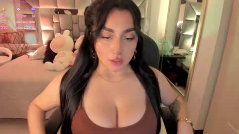 Akane online show from October 25, 2025, 1:51 pm