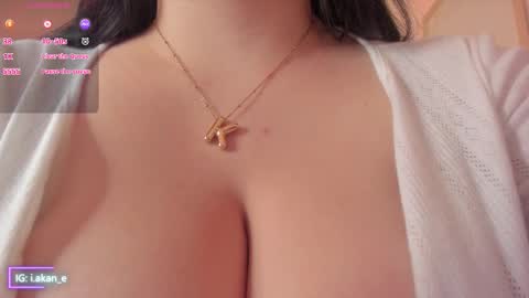 Akane online show from November 14, 2025, 11:53 am