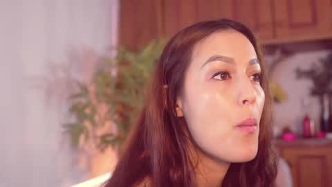 Lucy online show from October 18, 2025, 11:33 am