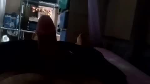 Snapshot of i_denniss chatting on October 5, 2025, 9:56 pm i_denniss online show from October 5, 2025, 9:56 pm