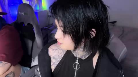 Snapshot of i_died_again chatting on January 18, 2025, 5:26 pm Asya online show from January 18, 2025, 5:26 pm