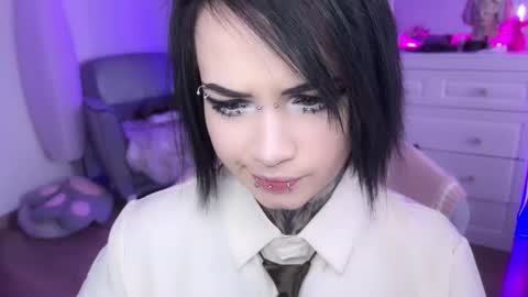 Snapshot of i_died_again chatting on February 10, 2025, 12:29 pm Asya online show from February 10, 2025, 12:29 pm