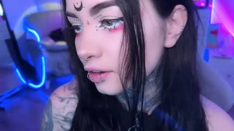 Snapshot of i_died_again chatting on November 1, 2025, 9:11 am Asya online show from November 1, 2025, 9:11 am