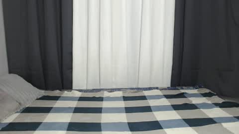 Snapshot of i_dont_bite69 chatting on June 24, 2026, 2:10 am 25tks and HIT ME UP OR GET ONE OF MY SOCIALS online show from June 24, 2026, 2:10 am