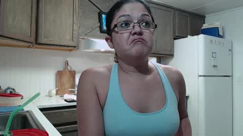 Snapshot of i_fetishize_u chatting on February 14, 2025, 12:09 am ShortStuff online show from February 14, 2025, 12:09 am