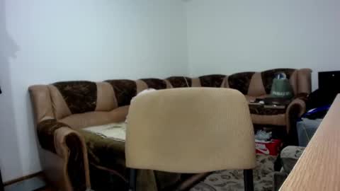 i_like_older_men online show from July 10, 2026, 5:34 am