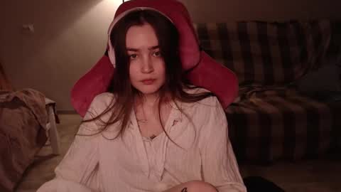 elisabeth online show from February 27, 2025, 3:37 pm