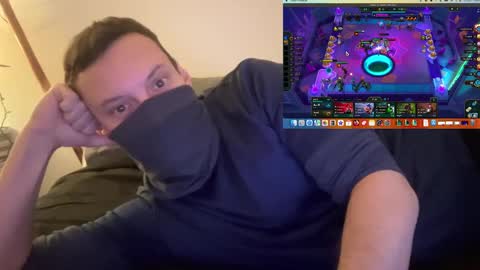 i o ro online show from December 8, 2024, 6:11 am