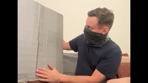 i o ro online show from October 3, 2025, 7:16 am