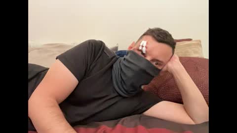 i o ro online show from October 25, 2025, 4:09 am