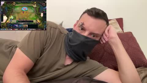 i o ro online show from November 3, 2025, 5:20 am