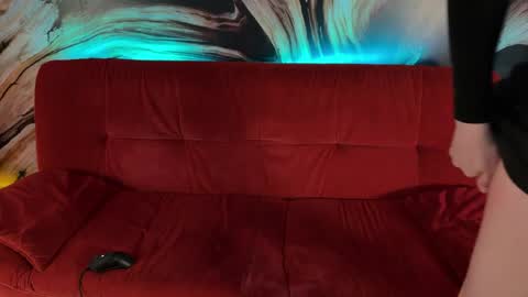 Snapshot of i_origins chatting on May 15, 2026, 7:32 pm Aline online show from May 15, 2026, 7:32 pm