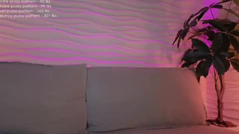 Snapshot of iam_casey chatting on June 13, 2026, 7:28 am Casey online show from June 13, 2026, 7:28 am
