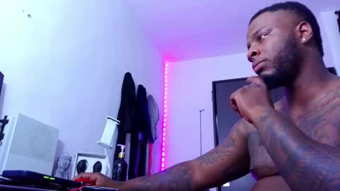 Mr H Independent model online show from September 10, 2025, 3:17 am