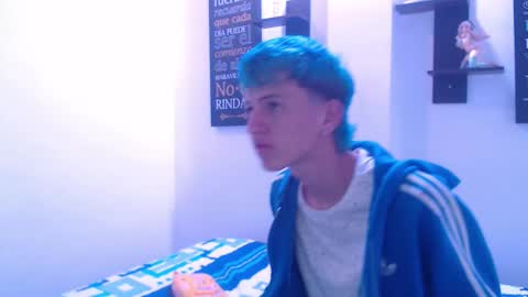 Snapshot of iam_lukas__ chatting on September 27, 2025, 1:21 am iam_lukas__ online show from September 27, 2025, 1:21 am