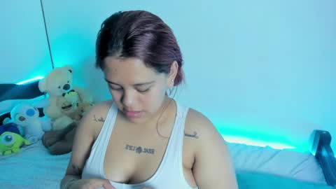 Snapshot of iam_naho chatting on April 28, 2026, 10:04 pm NAHO online show from April 28, 2026, 10:04 pm