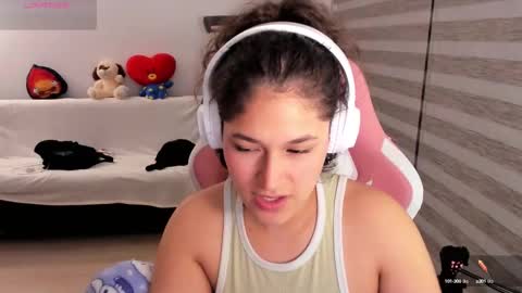 Snapshot of iam_nikki chatting on September 30, 2025, 4:28 am On instagram Imm NikkiHelp me reach 100 likes online show from September 30, 2025, 4:28 am