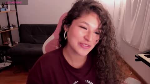 Snapshot of iam_nikki chatting on November 21, 2025, 2:21 am On instagram Imm NikkiHelp me reach 100 likes online show from November 21, 2025, 2:21 am