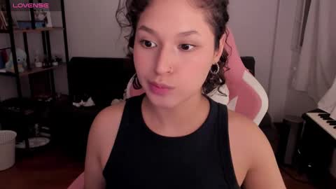 Snapshot of iam_nikki chatting on December 5, 2025, 12:41 am On instagram Imm NikkiHelp me reach 100 likes online show from December 5, 2025, 12:41 am