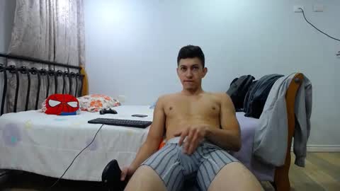 Snapshot of iam_yourbabyprincess_xd chatting on February 6, 2025, 6:51 am iam_yourbabyprincess_xd online show from February 6, 2025, 6:51 am