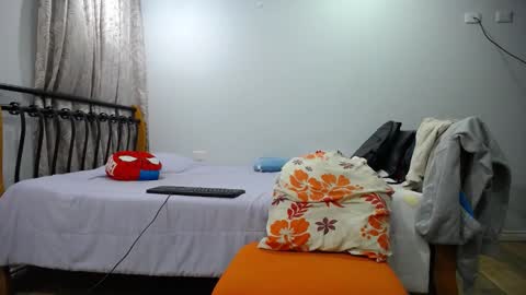 Snapshot of iam_yourbabyprincess_xd chatting on February 10, 2025, 10:09 am iam_yourbabyprincess_xd online show from February 10, 2025, 10:09 am