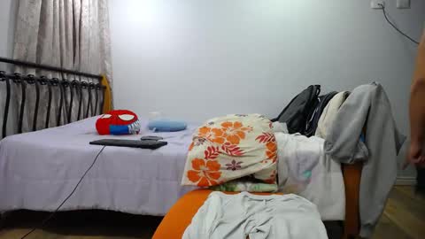 Snapshot of iam_yourbabyprincess_xd chatting on February 12, 2025, 8:49 am iam_yourbabyprincess_xd online show from February 12, 2025, 8:49 am