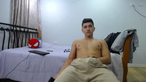 Snapshot of iam_yourbabyprincess_xd chatting on February 15, 2025, 10:11 am iam_yourbabyprincess_xd online show from February 15, 2025, 10:11 am