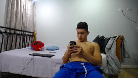 Snapshot of iam_yourbabyprincess_xd chatting on February 18, 2025, 4:48 am iam_yourbabyprincess_xd online show from February 18, 2025, 4:48 am