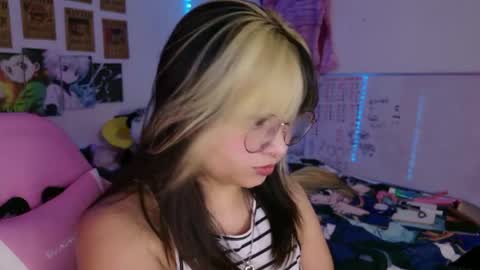 Zoe 3 online show from April 26, 2026, 9:01 pm
