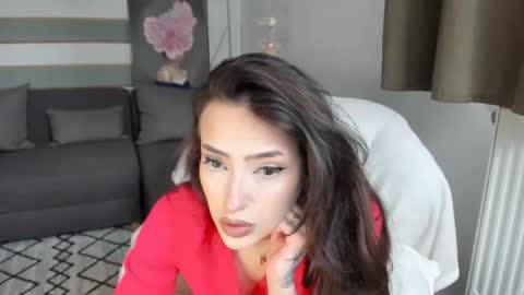 Baby Gal online show from May 8, 2026, 7:03 am