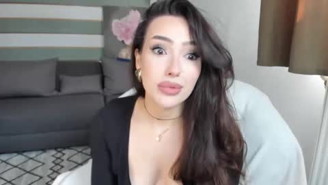 Baby Gal online show from June 1, 2026, 6:37 am