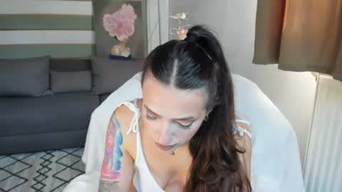 Baby Gal online show from July 15, 2026, 7:02 am