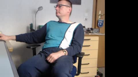iamachim online show from May 2, 2026, 5:01 am