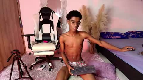 Snapshot of iamandrey_ chatting on July 17, 2026, 10:25 pm iamandrey_ online show from July 17, 2026, 10:25 pm