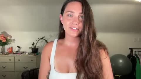Crystal online show from June 30, 2026, 3:18 am